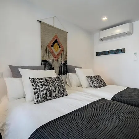 Renovated Townhouse San Roque 85 *